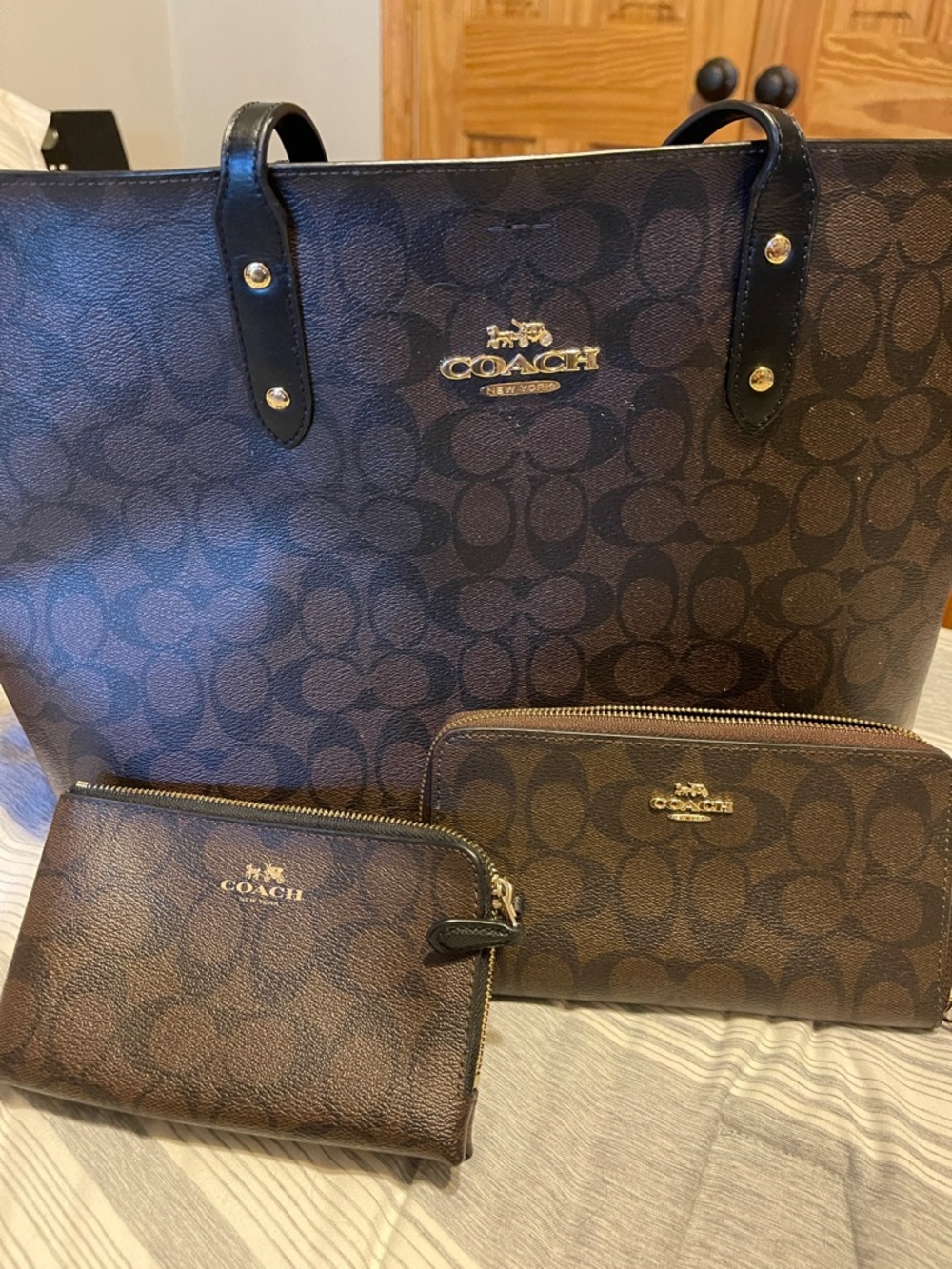 Coach Brown Signature Tote with Matching Wallets Set